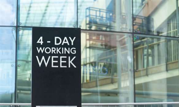 Na czym polega 4-dniowy tydzień pracy?