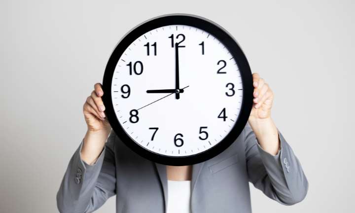 Ile godzin można pracować na umowie zlecenia?