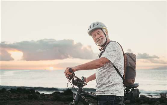 Bon turystyczny dla emerytów – jak go wykorzystać i komu przysługuje?