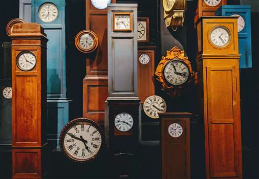 Time to Break the Clock: How to Buck Antitrends and Track Work Time in 2023