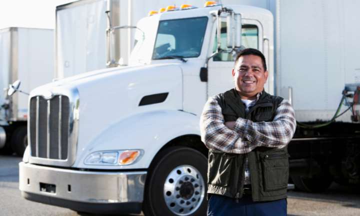 Ile naprawdę zarabia kierowca ciężarówki? Przewodnik po dochodach w branży transportowej